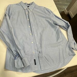 Men’s X-Large American Eagle Classic Fit Seriously Soft Blue Button Up